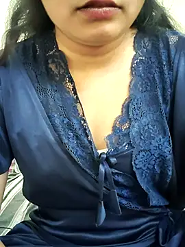 Snapshot of RICHA_0 chatting on 02.22.25 RICHA 0 online show from 02.22.25