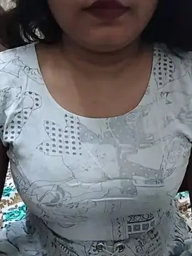 Snapshot of RICHA_0 chatting on 03.09.25 RICHA 0 online show from 03.09.25