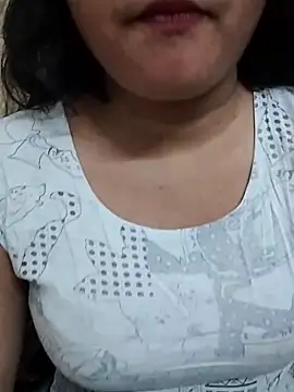 Snapshot of RICHA_0 chatting on 03.09.25 RICHA 0 online show from 03.09.25