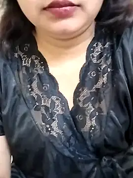 Snapshot of RICHA_0 chatting on 03.23.25 RICHA 0 online show from 03.23.25