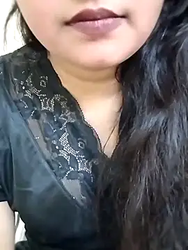 Snapshot of RICHA_0 chatting on 03.23.25 RICHA 0 online show from 03.23.25
