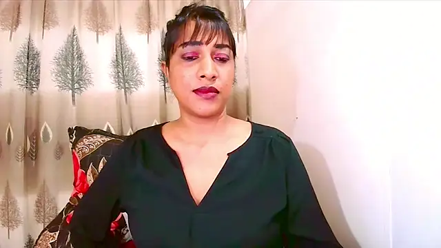 Snapshot of Indian_Erotic69 chatting on 06.27.26 Indian Erotic69 online show from 06.27.26
