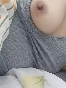 Snapshot of BUSE8821 chatting on 09.20.25 BUSE8821 online show from 09.20.25