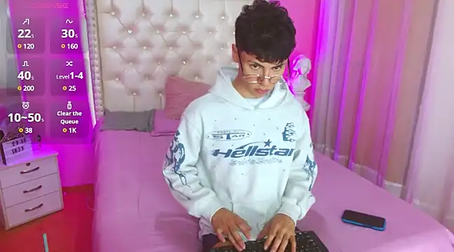 Snapshot of callum_77 chatting on 03.13.25 callum 77 online show from 03.13.25