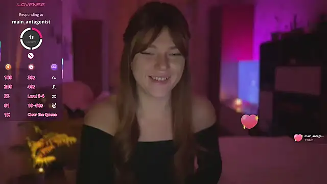 CherryRed Girl online show from 11.27.25