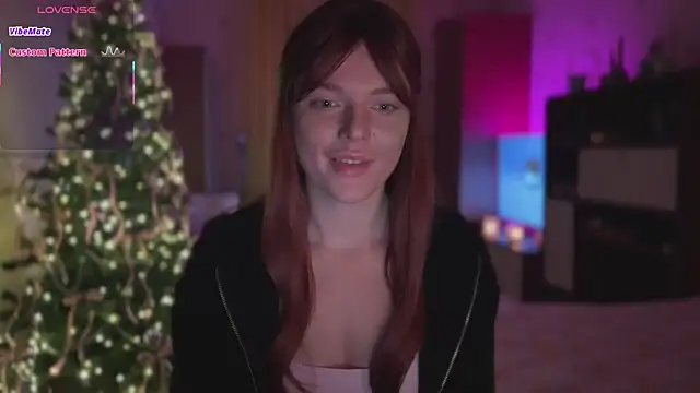 CherryRed Girl online show from 12.20.25