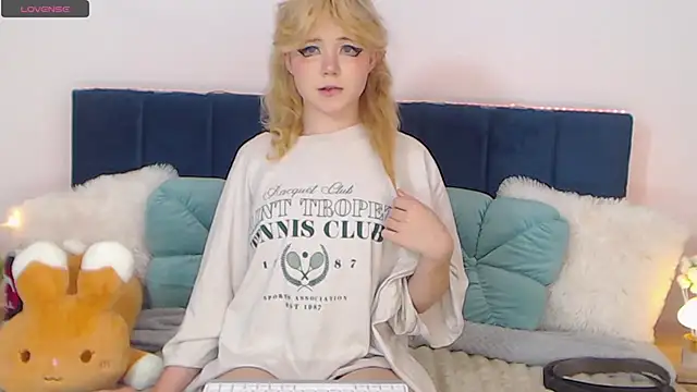 EmilyAngells online show from 09.24.25