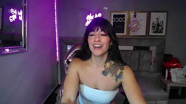 Snapshot of Isabella_Collen_v chatting on 02.27.25 Isabella Collen v online show from 02.27.25