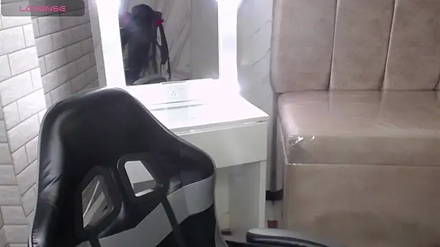 Isabella Collen v online show from 02.11.26