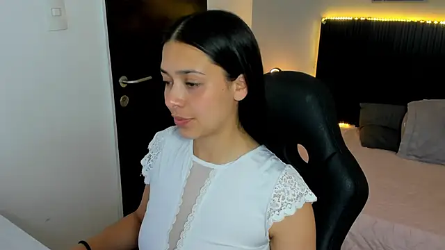 angeline davies online show from 10.22.25