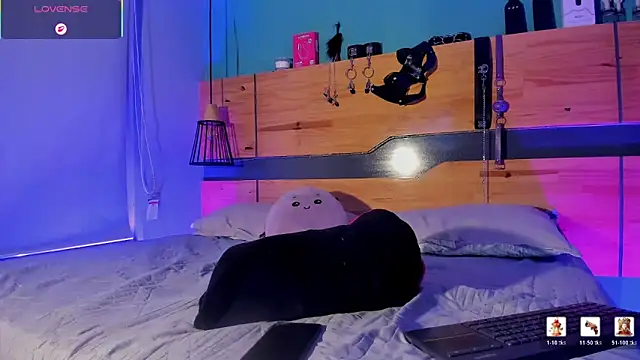 ChloeAllennn online show from 03.14.26