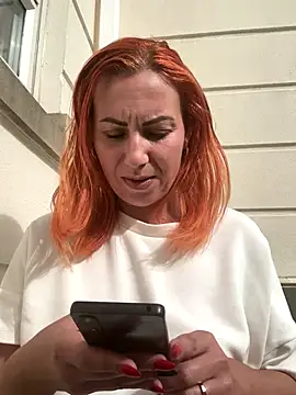 Snapshot of YNA_ELLA chatting on 09.23.25 YNA ELLA online show from 09.23.25