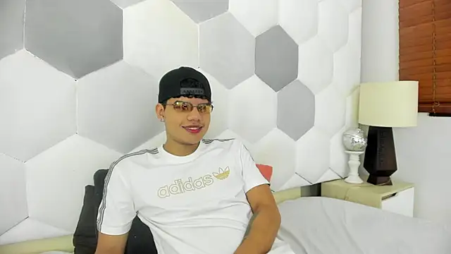 Axel Forte online show from 01.08.26