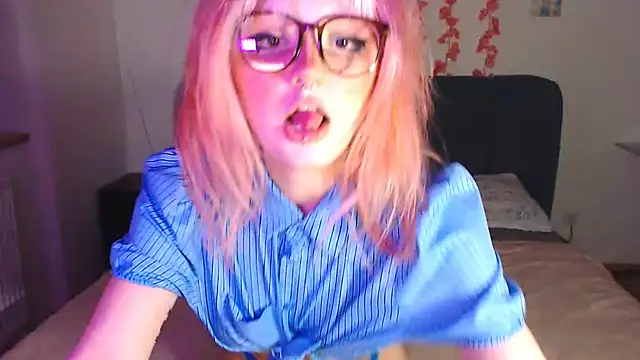 Snapshot of KimiSakura chatting on 02.19.26 KimiSakura online show from 02.19.26