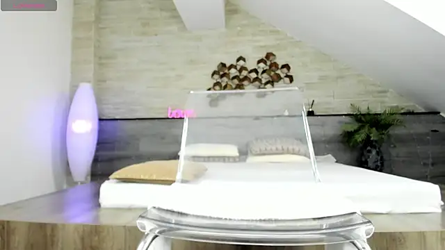 Snapshot of chiara_conti chatting on 03.03.25 chiara conti online show from 03.03.25