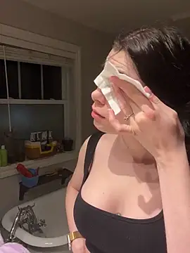 Snapshot of TheNightEmpress chatting on 02.22.25 TheNightEmpress online show from 02.22.25