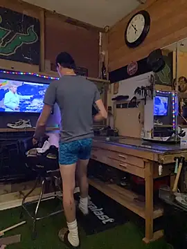 Polaroid White online show from 10.25.25