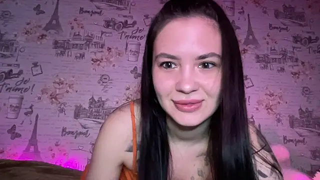 Just Scarlet  online show from 03.06.25