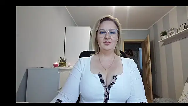 DianaLive online show from 02.17.26