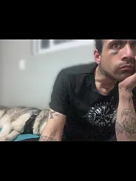 Snapshot of delidemente333 chatting on 06.26.26 delidemente333 online show from 06.26.26