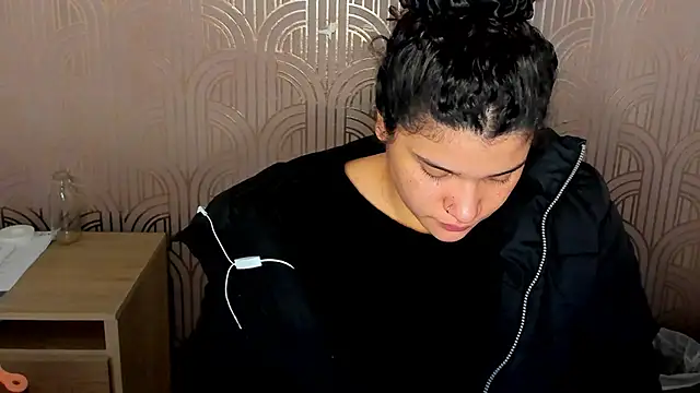 BloodyMaary  online show from 03.04.25