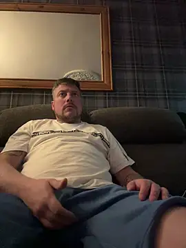 Snapshot of rickalishas8819 chatting on 03.16.25 rickalishas8819 online show from 03.16.25