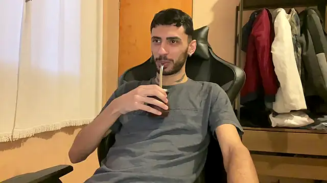 Snapshot of iendriw chatting on 09.19.25 iendriw online show from 09.19.25