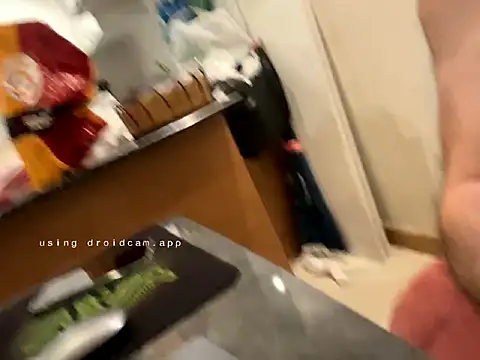 Snapshot of alykemylove01 chatting on 03.18.25 alykemylove01 online show from 03.18.25