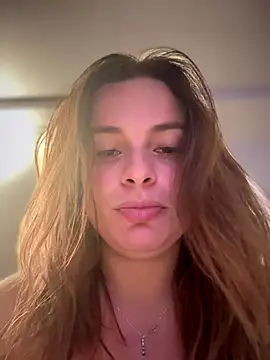 gynna kimera online show from 10.31.25