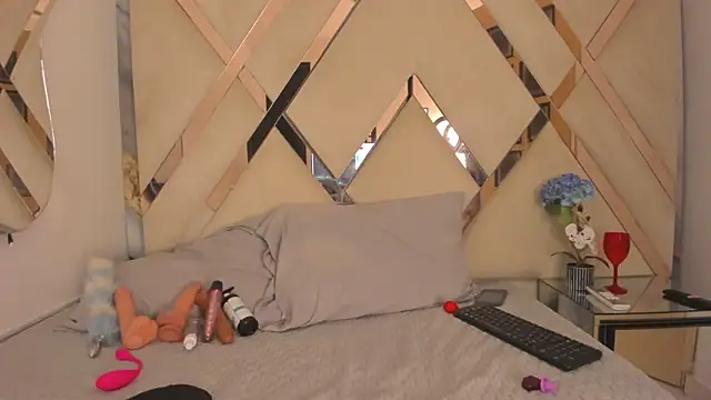 cataleyaxht online show from 09.29.25