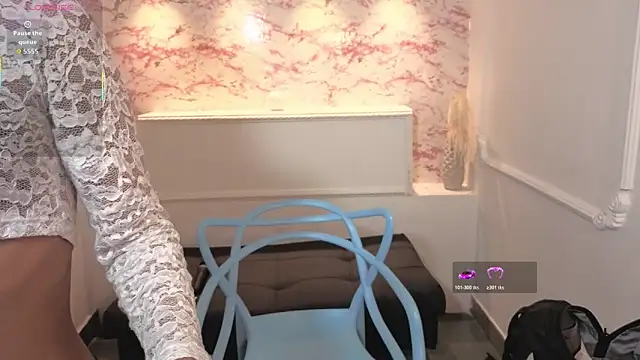 Snapshot of ChloeMoon9 chatting on 02.10.26 ChloeMoon9 online show from 02.10.26