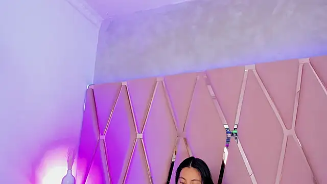 Emily Black1 online show from 10.19.25