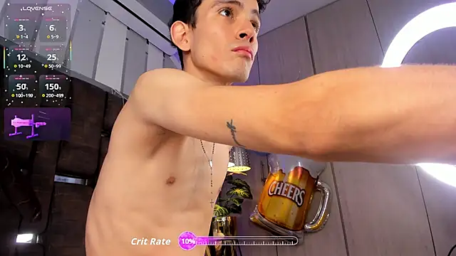 Snapshot of ValentinoMoreti chatting on 09.30.25 ValentinoMoreti online show from 09.30.25