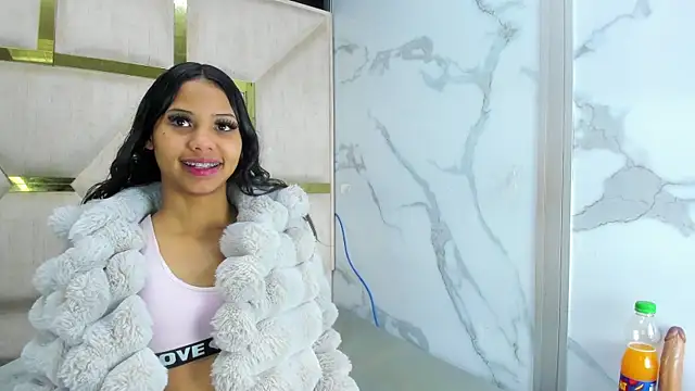 Kendall 6669 online show from 11.04.25