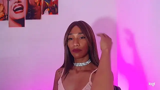 red veltet online show from 10.14.25