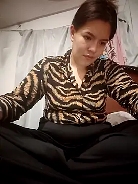 krolay16 online show from 10.04.25