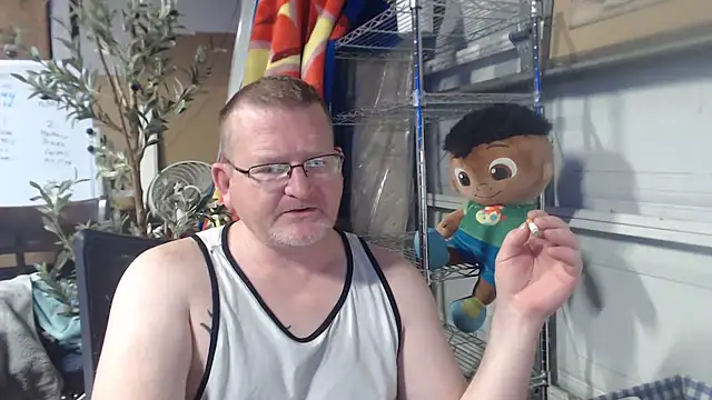 Randomoldguy615 online show from 03.19.25