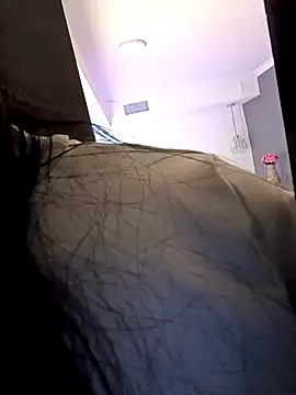 AnnieGibbyns online show from 03.25.26