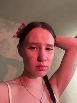 Snapshot of kisssssssss chatting on 02.22.25 kisssssssss online show from 02.22.25