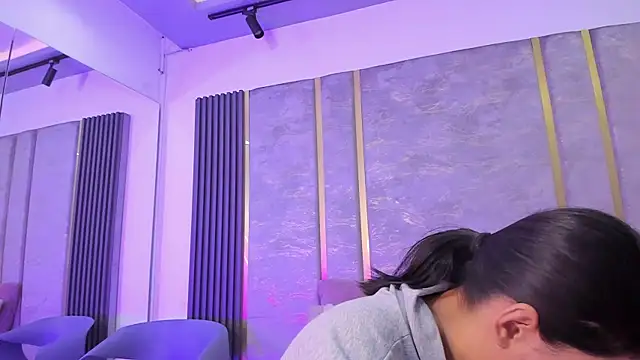 AriaAlvarado  online show from 09.09.25