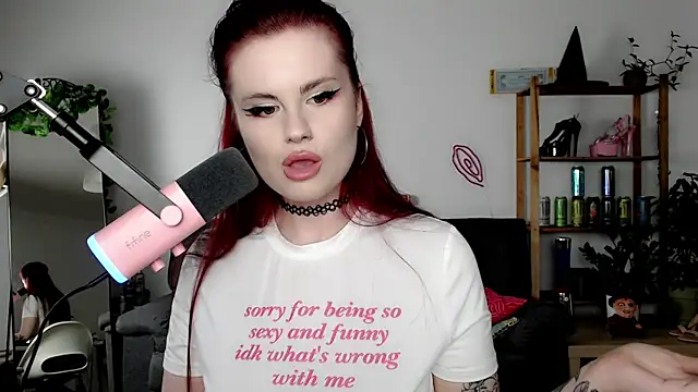 Della Ideal online show from 09.23.25