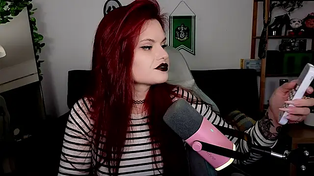 Della Ideal online show from 11.13.25