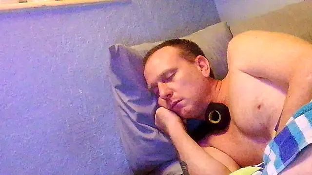 Snapshot of PornStro921 chatting on 03.02.26 PornStro921 online show from 03.02.26