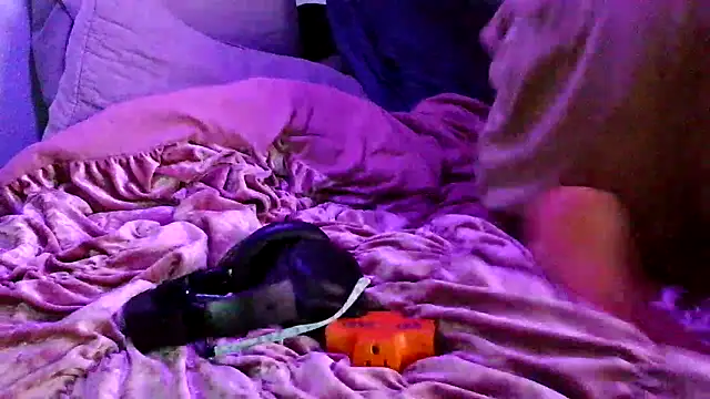 Snapshot of PornStro921 chatting on 03.10.26 PornStro921 online show from 03.10.26