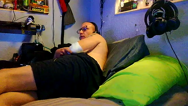 Snapshot of PornStro921 chatting on 03.23.26 PornStro921 online show from 03.23.26