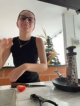 Soy Sara7 online show from 12.15.25