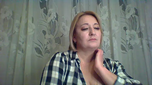 ArielXLoveresss online show from 02.23.25