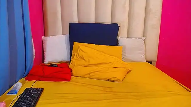 SEXYASSTINAXXX online show from 11.06.25