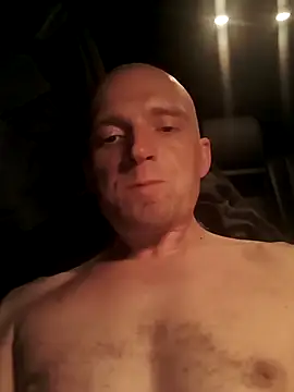 Snapshot of great_feeling chatting on 03.18.25 great feeling online show from 03.18.25