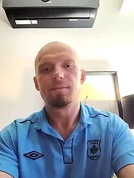 Snapshot of great_feeling chatting on 09.28.25 great feeling online show from 09.28.25